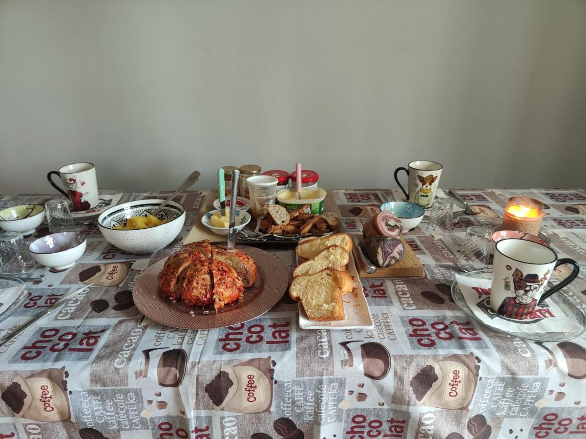 Colette Alain Maxime Bed & Breakfast ลาปาลิส ภายนอก รูปภาพ